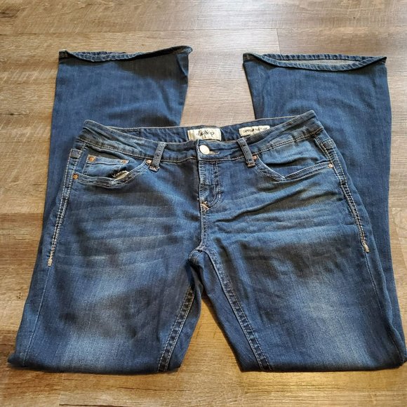 daytrip 32L Dark Wash Jeans Capricorn Kick Flare Bootcut Bell Bottom - Picture 2 of 11